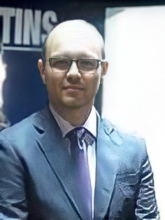 Dr. Vinícius Ganzaroli de Ávila