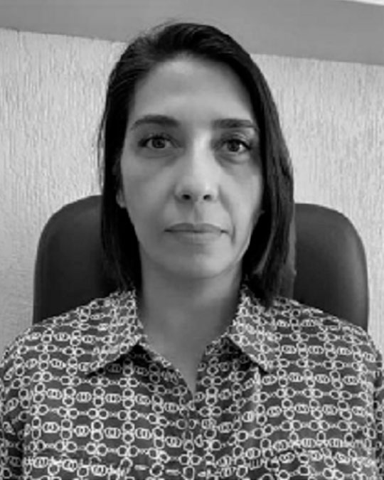 DRA TAIS REGINA FERREIRA